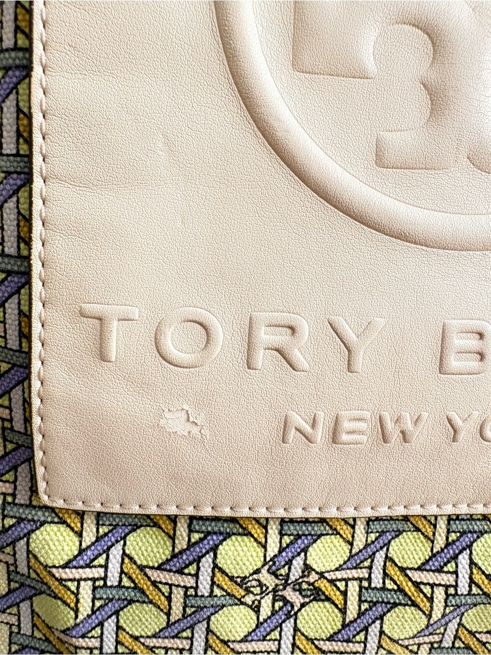 Tory Burch Yellow & Beige Patterned Canvas Tote - Picture 4 of 6